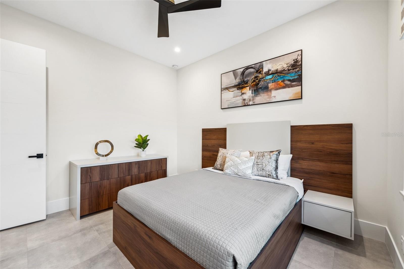 Image 50 of 58 For 507 Acacia Lane