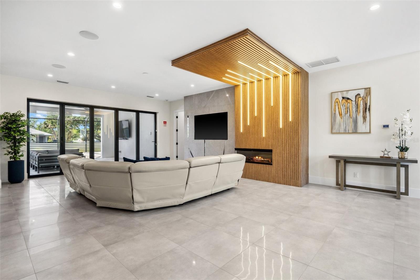 Image 6 of 58 For 507 Acacia Lane