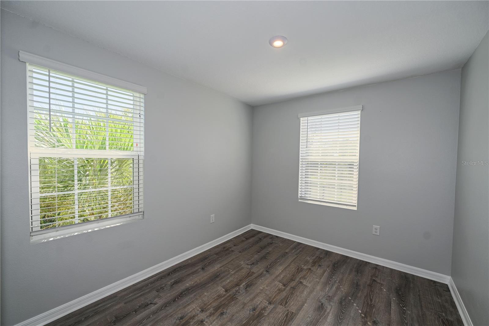 Image 13 of 29 For 8644 Lunar Skye Street