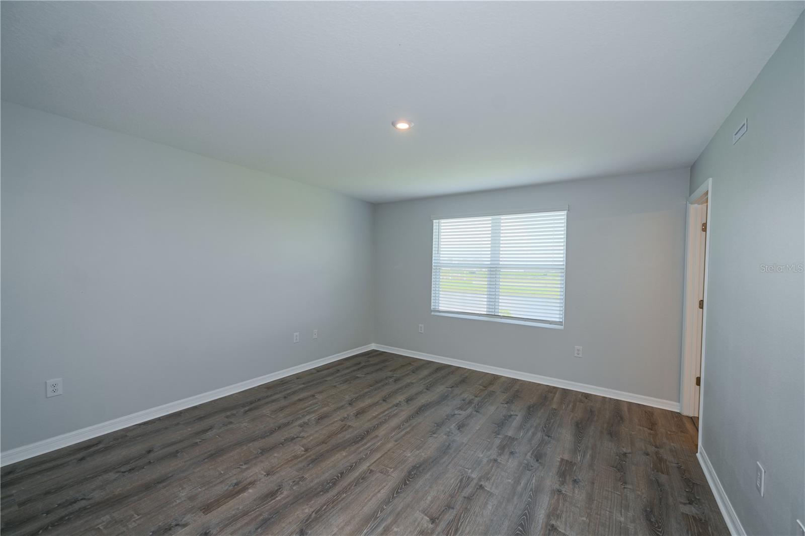 Image 18 of 29 For 8644 Lunar Skye Street