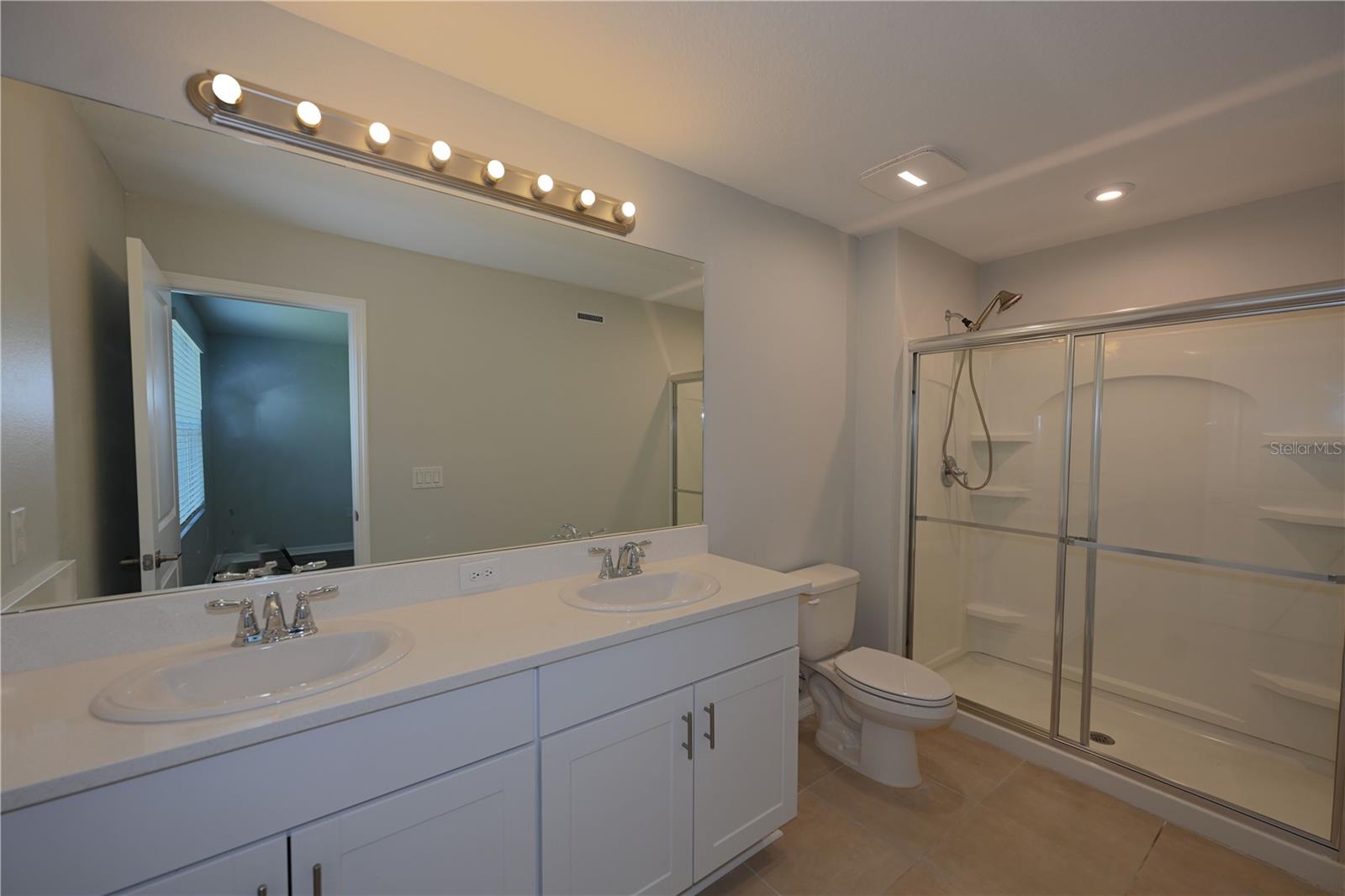 Image 21 of 29 For 8644 Lunar Skye Street