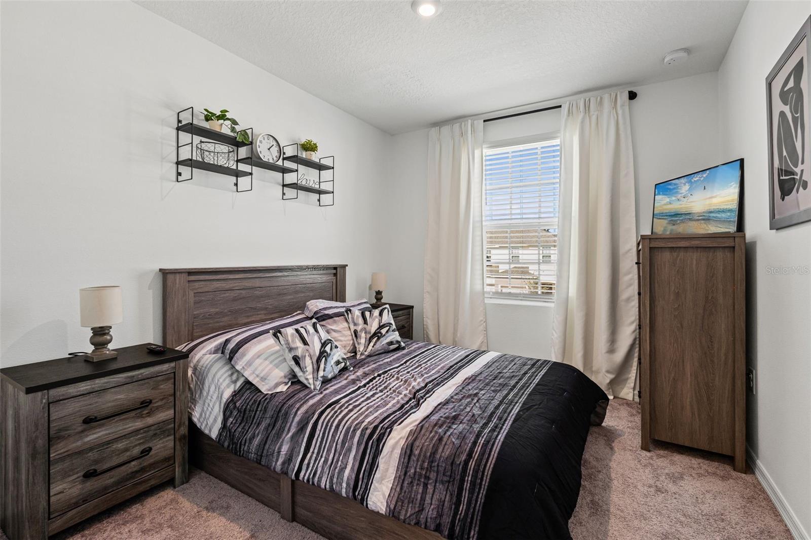 Image 26 of 51 For 5725 Haven Terrace