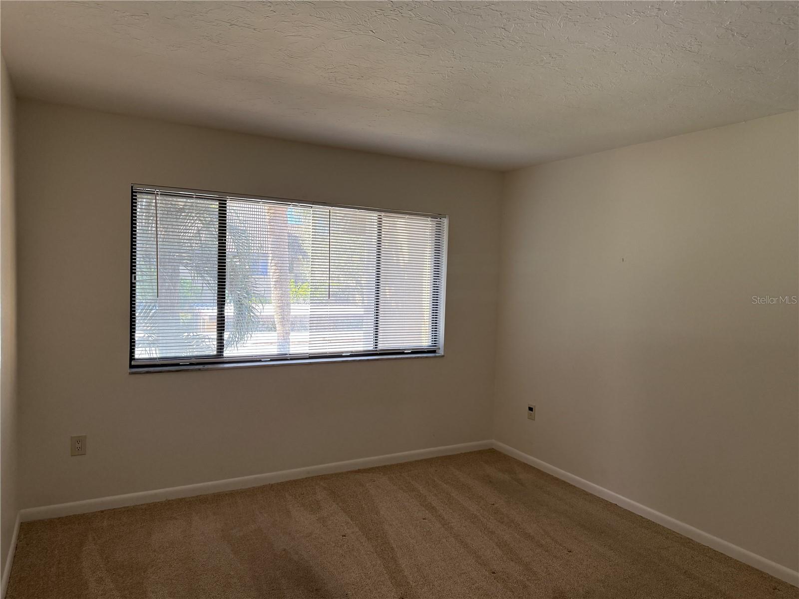 Image 23 of 44 For 5691 Ashton Lake Drive 14