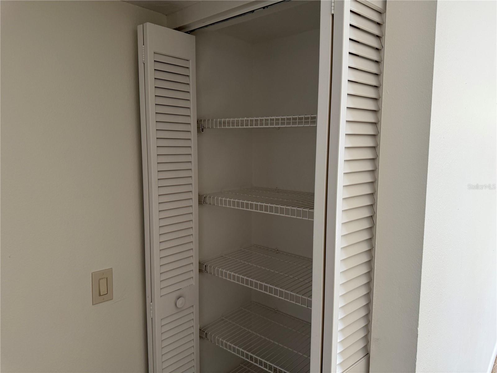 Image 24 of 44 For 5691 Ashton Lake Drive 14