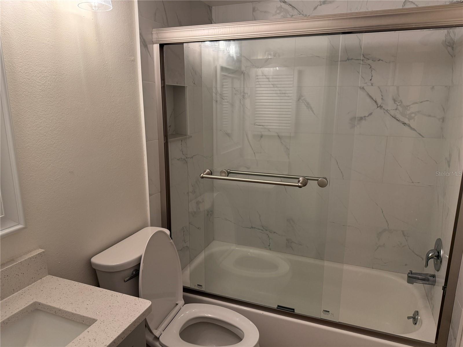 Image 29 of 44 For 5691 Ashton Lake Drive 14