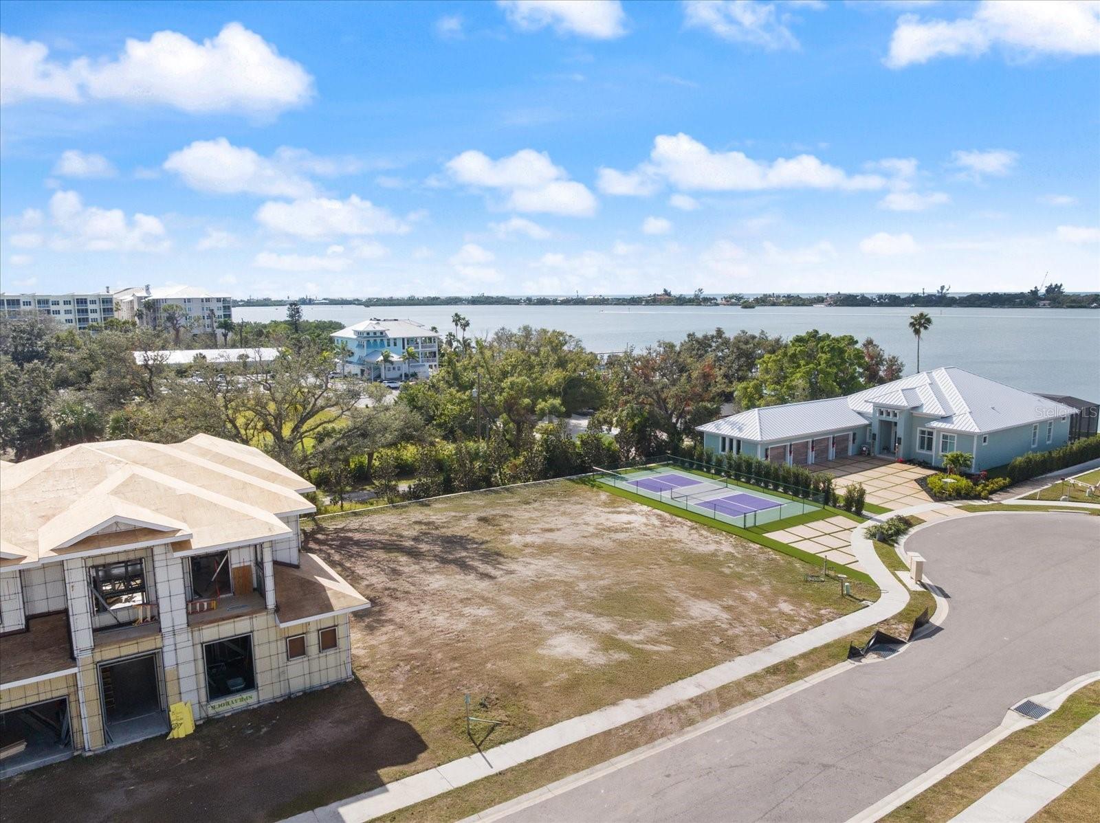 Image 4 of 8 For 3813 Parrot Bay Court