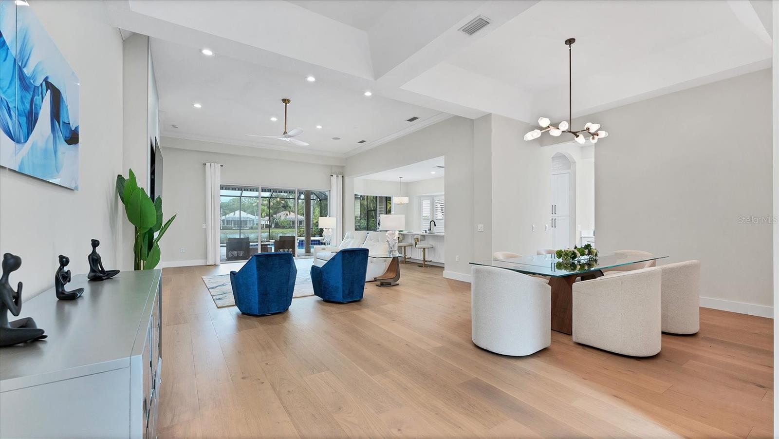 Image 7 of 87 For 8330 Abingdon Court