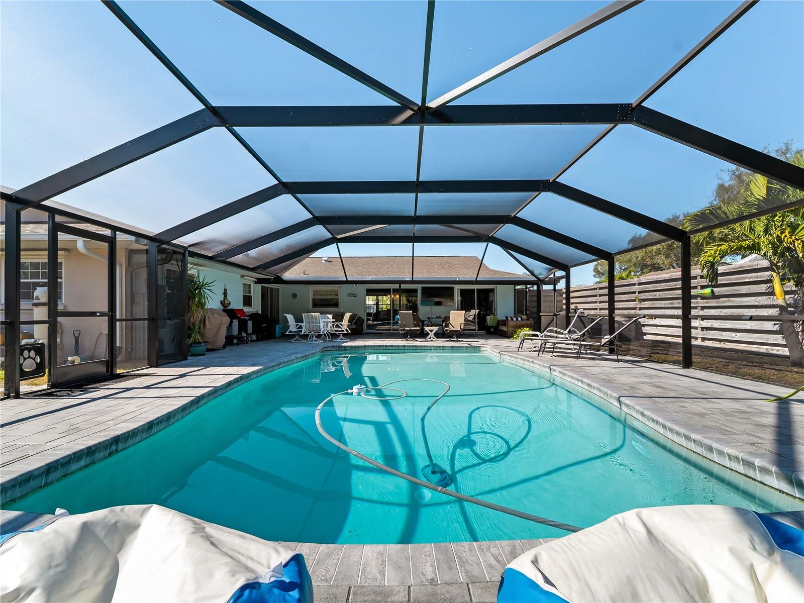 Image 14 of 32 For 2003 49th Street W