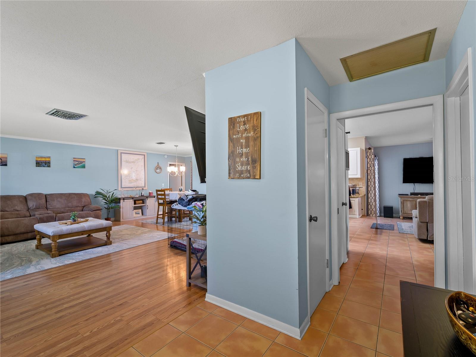 Image 17 of 32 For 2003 49th Street W