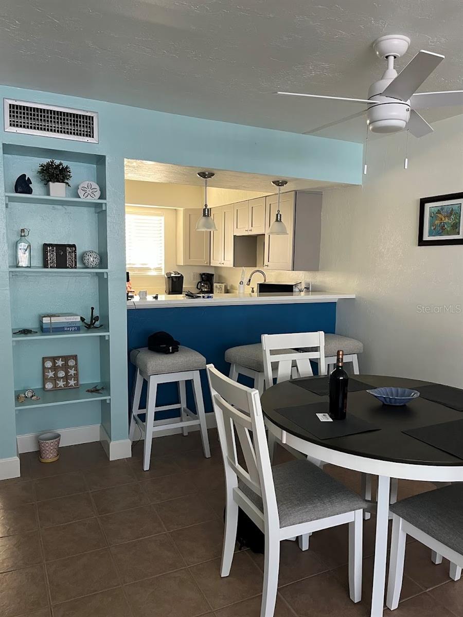 Image 11 of 43 For 1801 Gulf Drive N 166