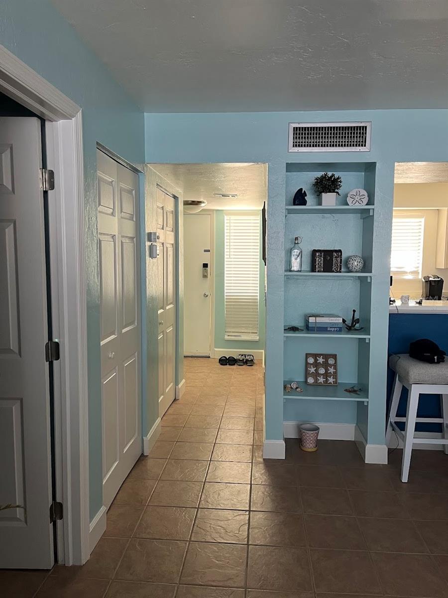 Image 14 of 43 For 1801 Gulf Drive N 166