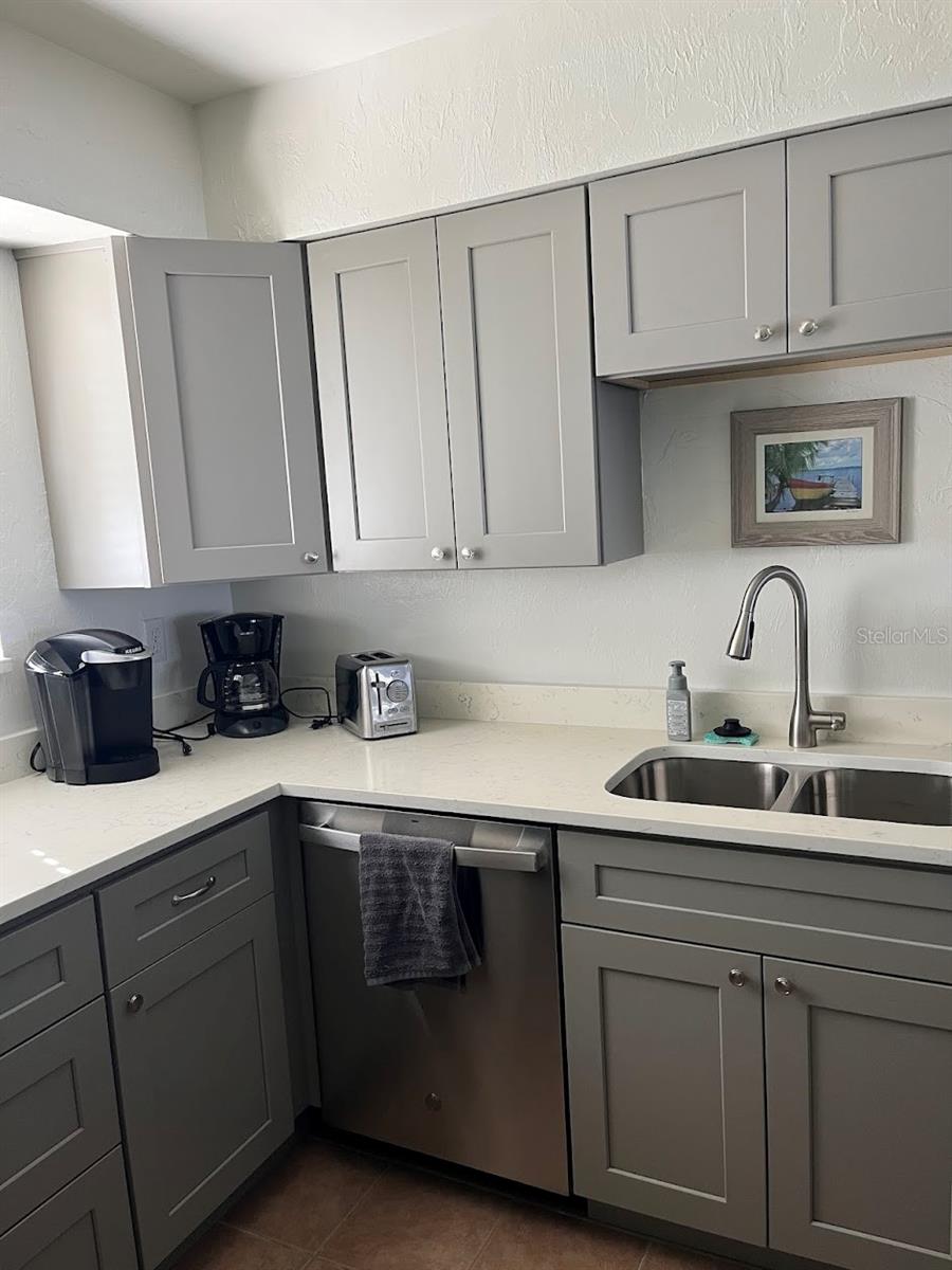 Image 18 of 43 For 1801 Gulf Drive N 166