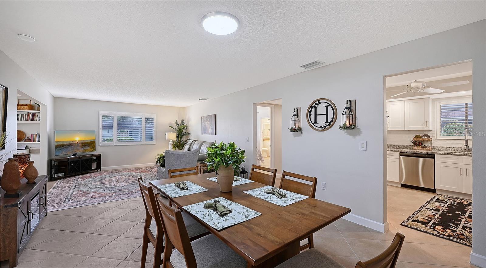 Image 12 of 30 For 3904 Ashwood Lane 64