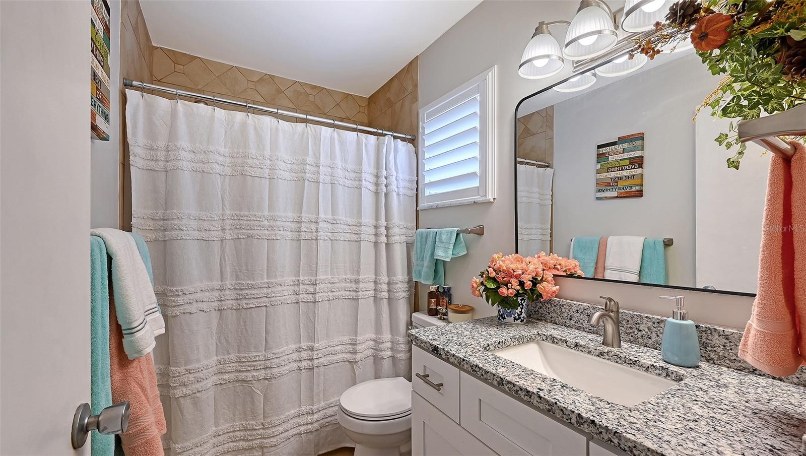 Image 18 of 30 For 3904 Ashwood Lane 64