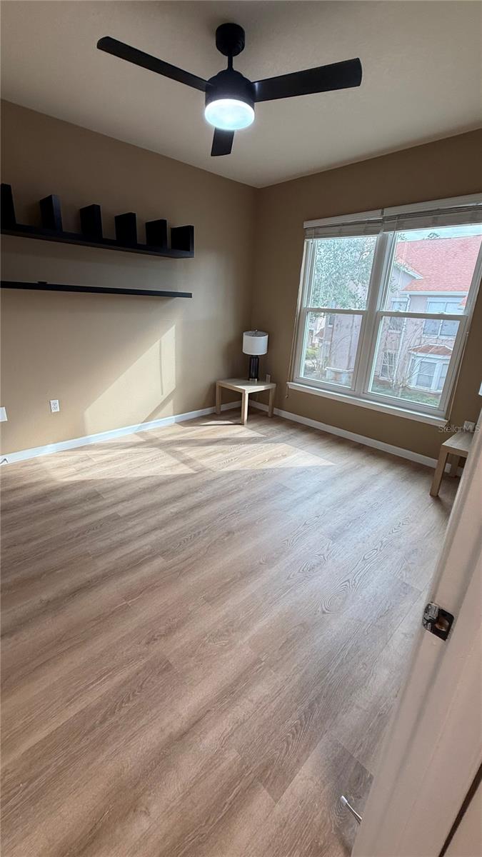 Image 32 of 43 For 10414 Villa View Circle