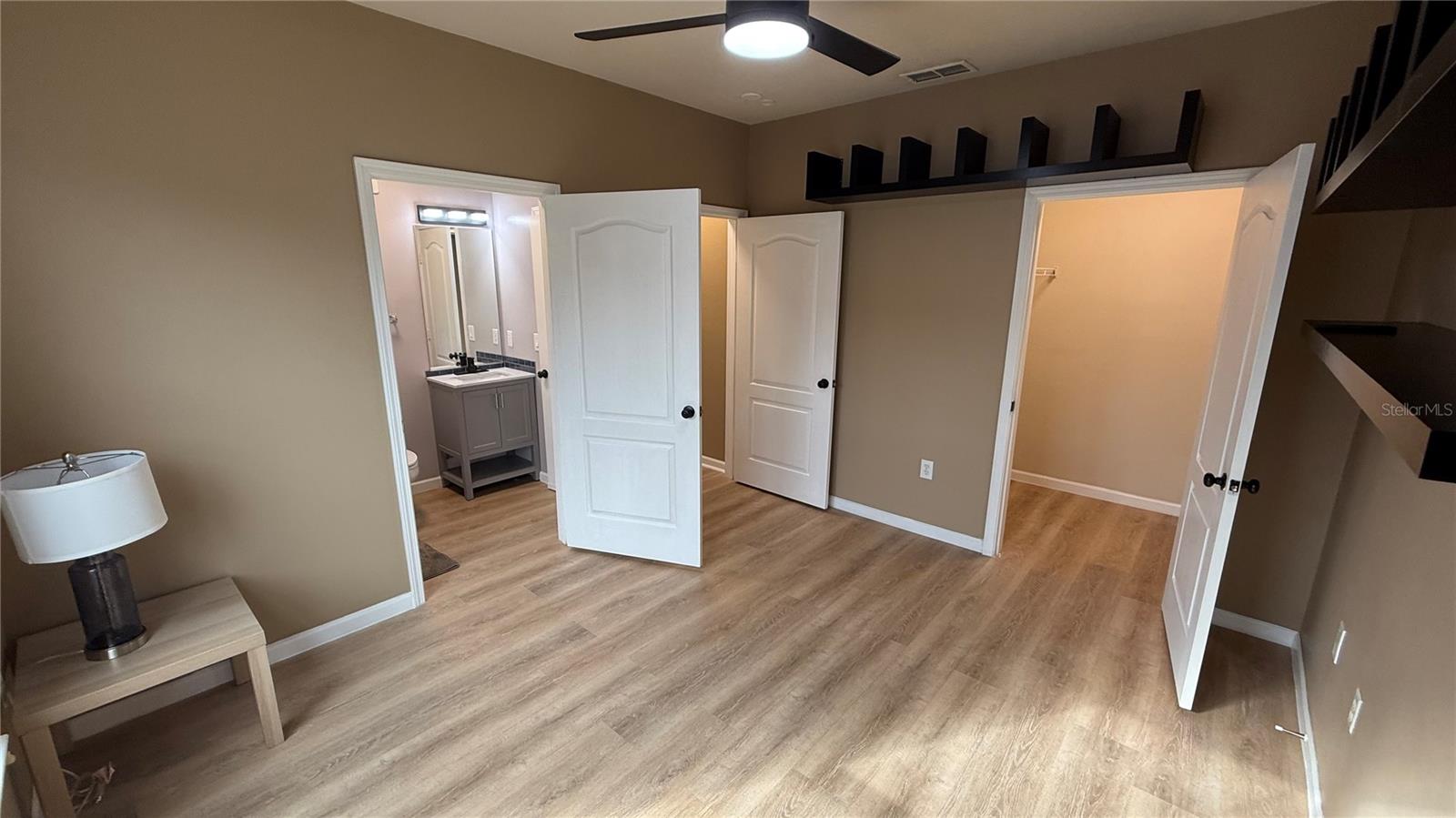 Image 34 of 43 For 10414 Villa View Circle