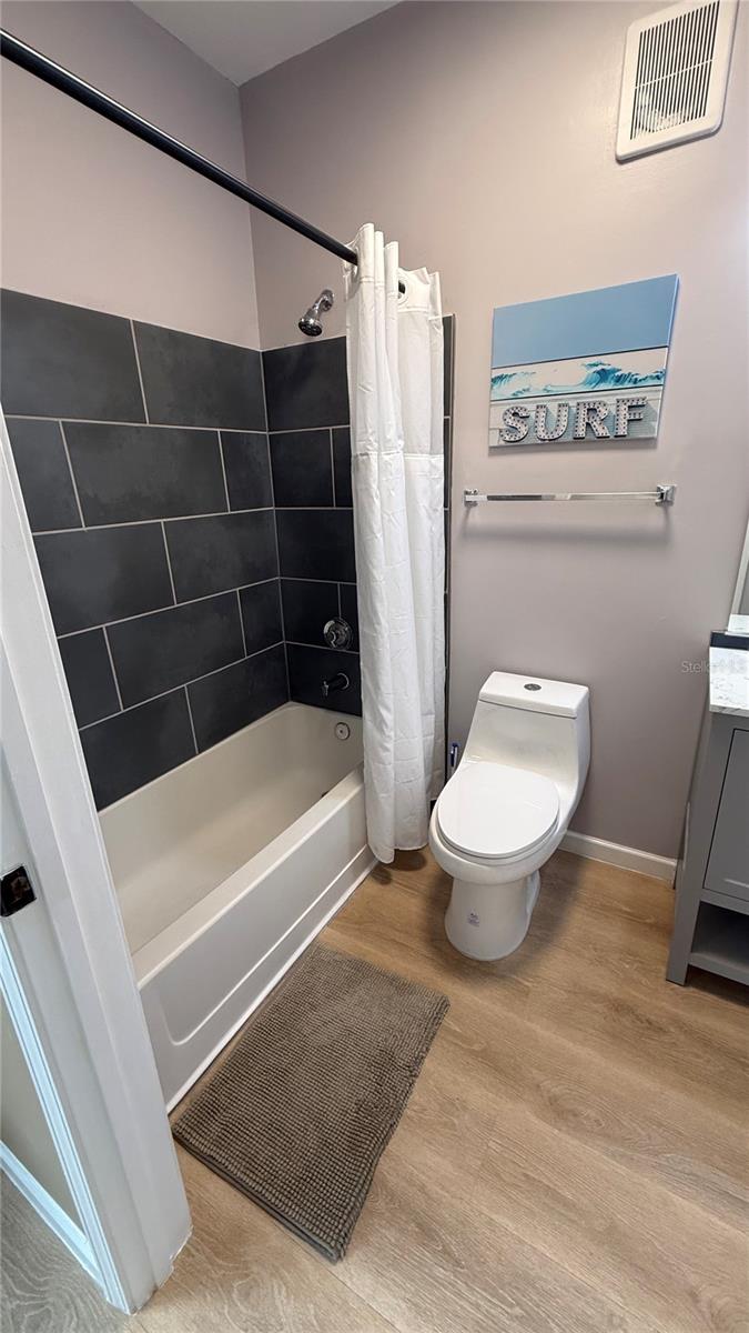 Image 40 of 43 For 10414 Villa View Circle