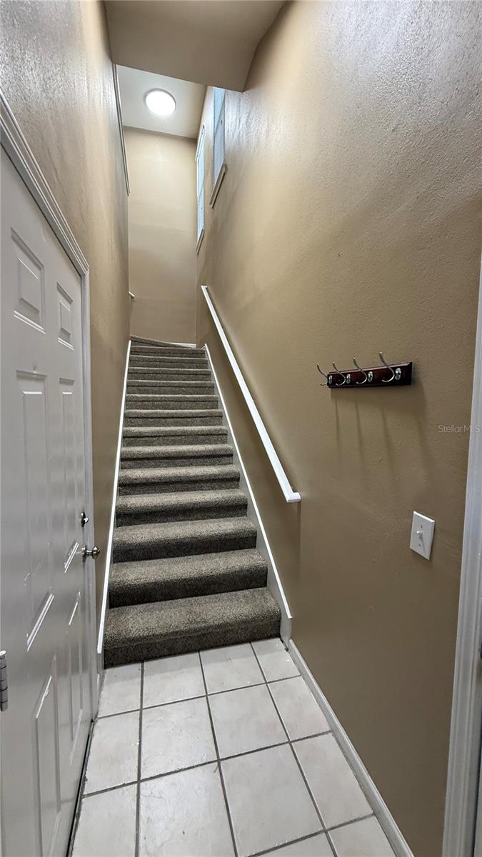 Image 5 of 43 For 10414 Villa View Circle