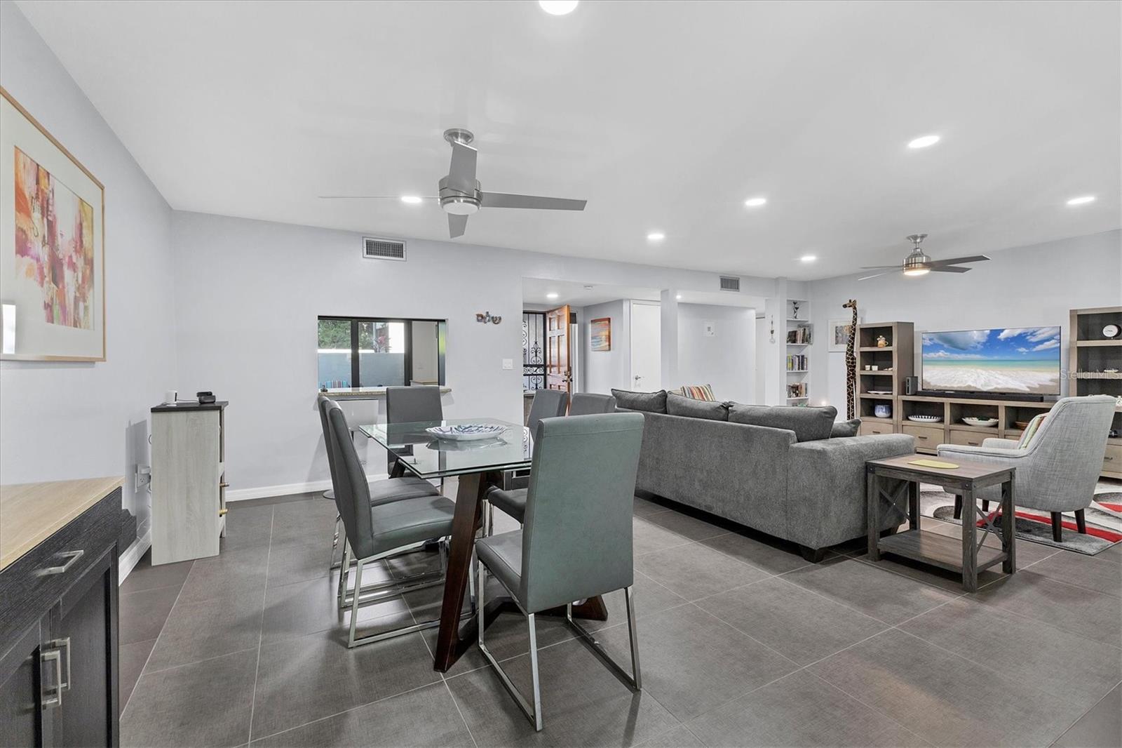 Image 10 of 56 For 3332 Thornwood Road 3332