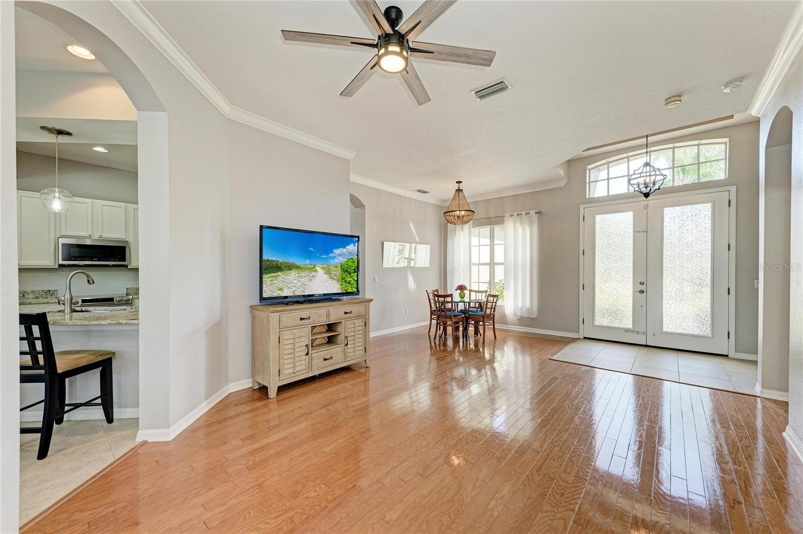 Image 18 of 92 For 8243 Snowy Egret Place