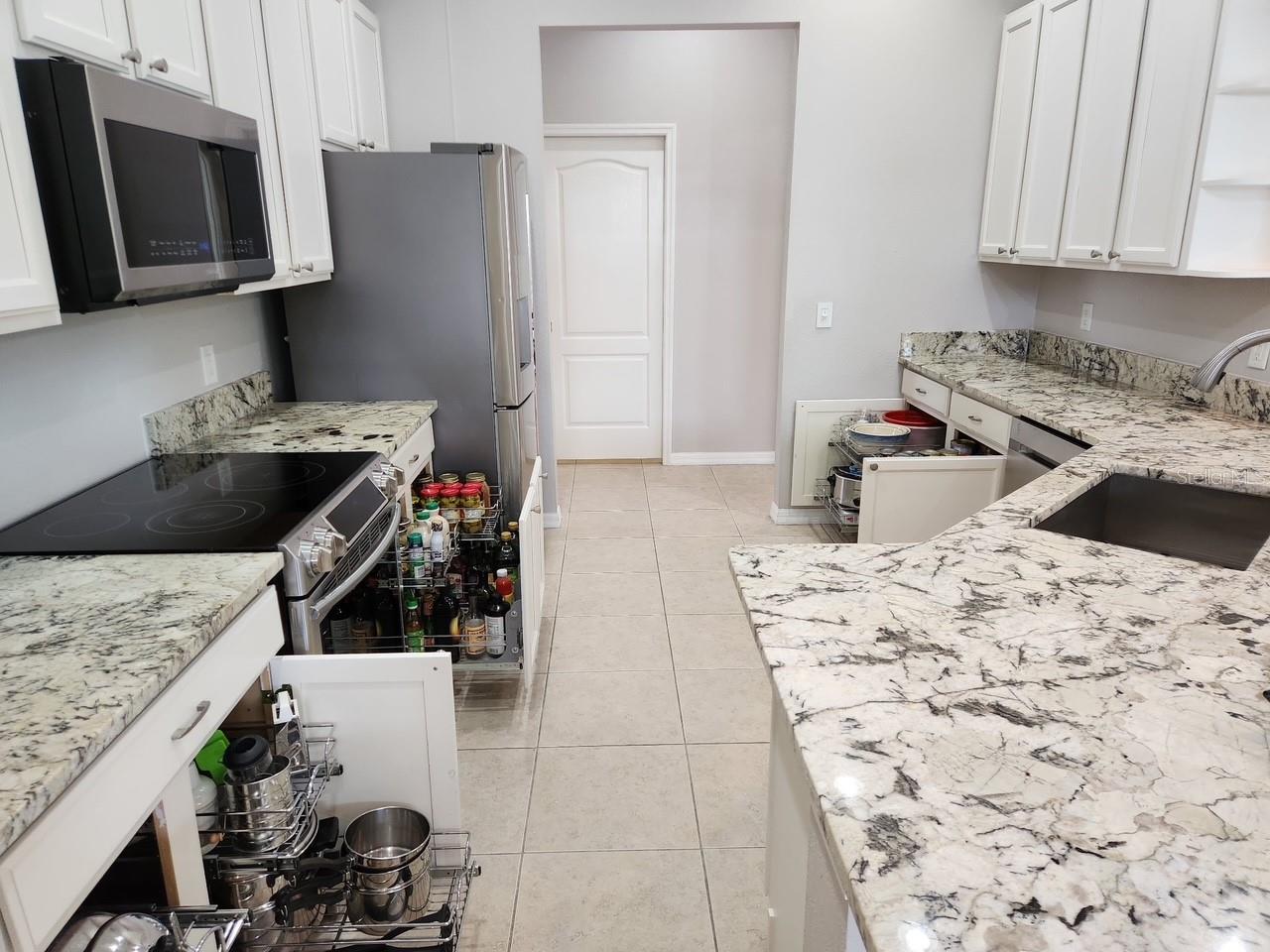 Image 24 of 92 For 8243 Snowy Egret Place