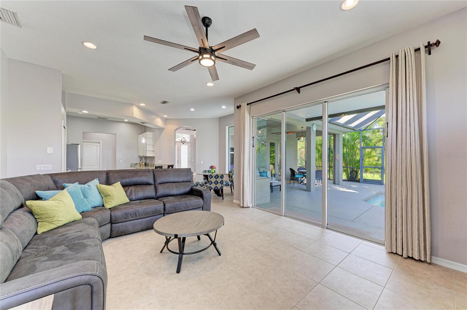 Image 29 of 92 For 8243 Snowy Egret Place