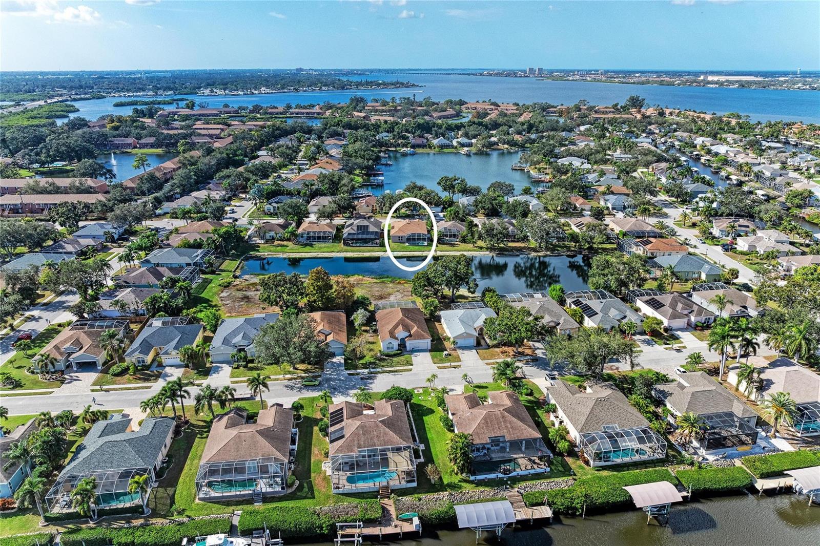 Image 2 of 70 For 217 39th Street Ne