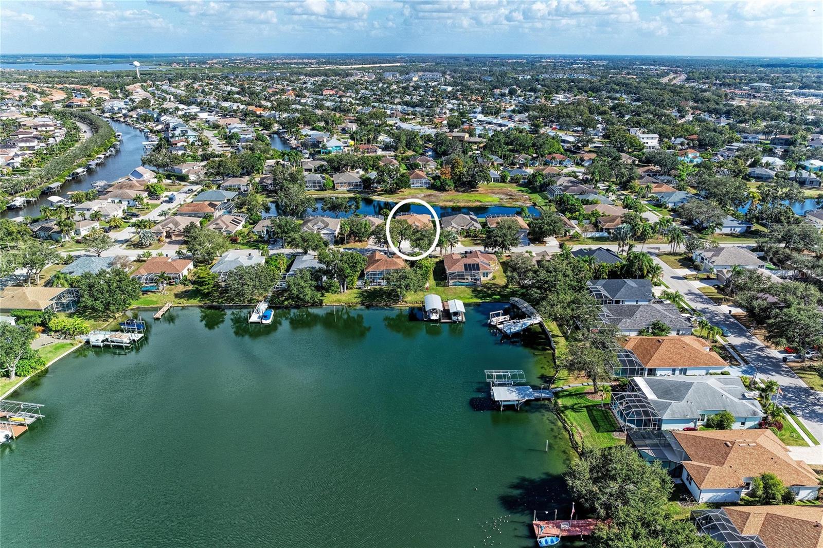 Image 3 of 70 For 217 39th Street Ne