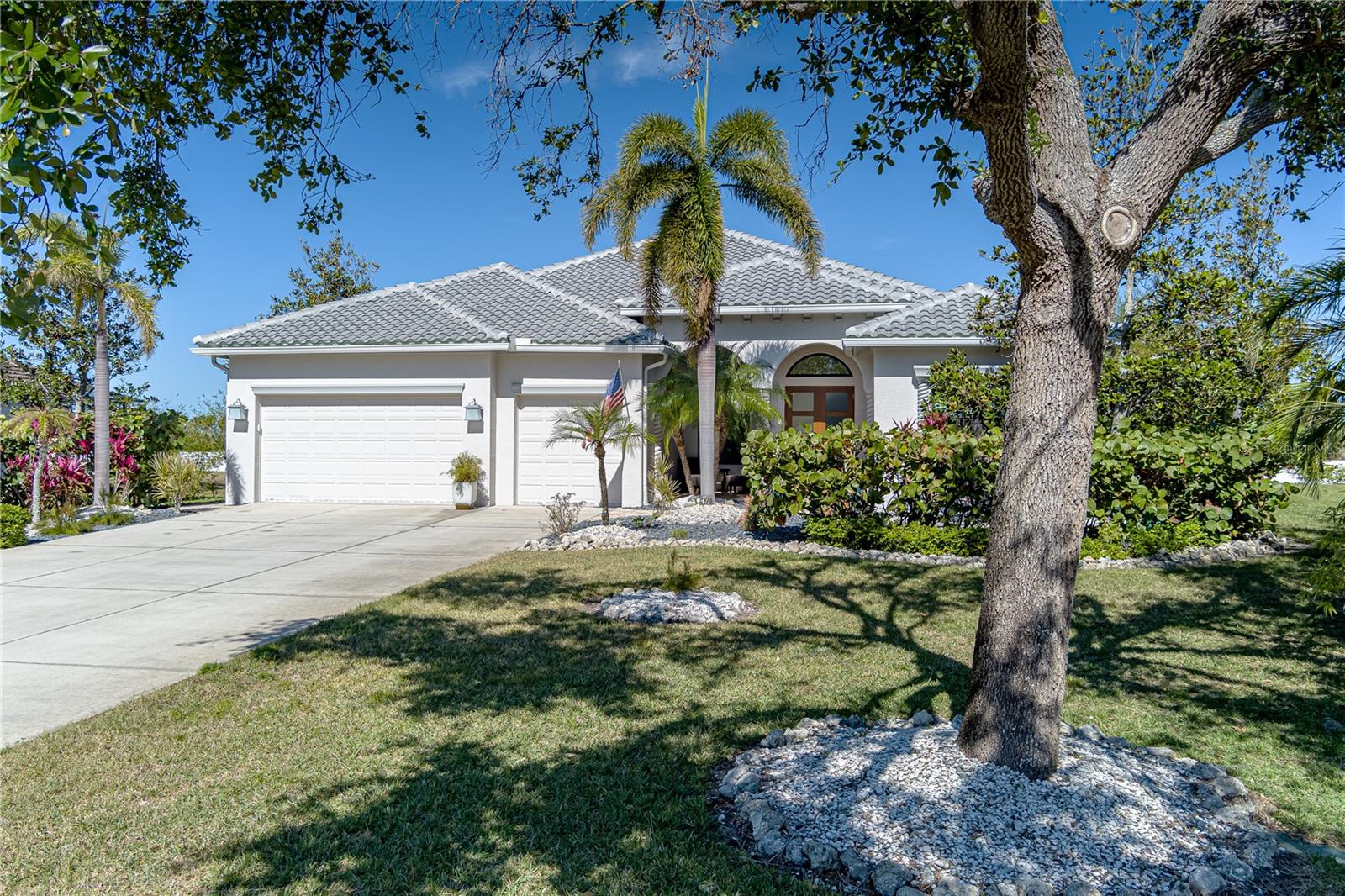 Image 2 of 69 For 1929 24th Street Circle W