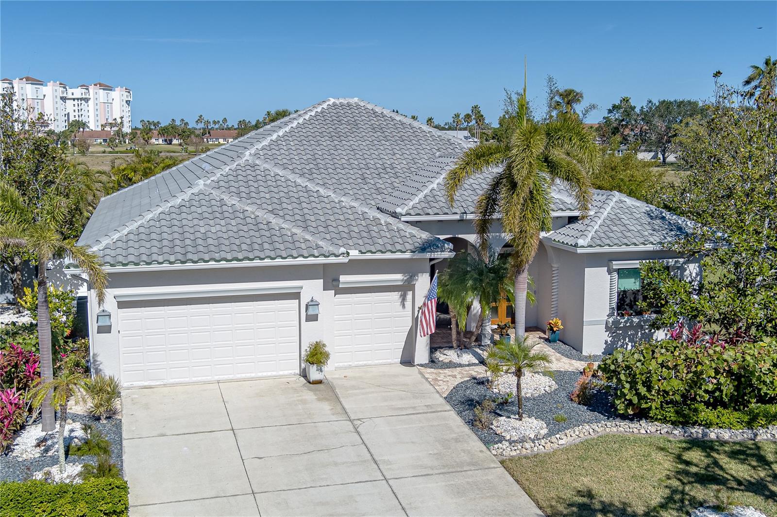 Image 3 of 69 For 1929 24th Street Circle W