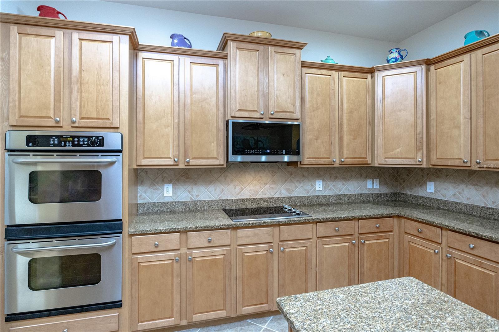 Image 35 of 69 For 1929 24th Street Circle W