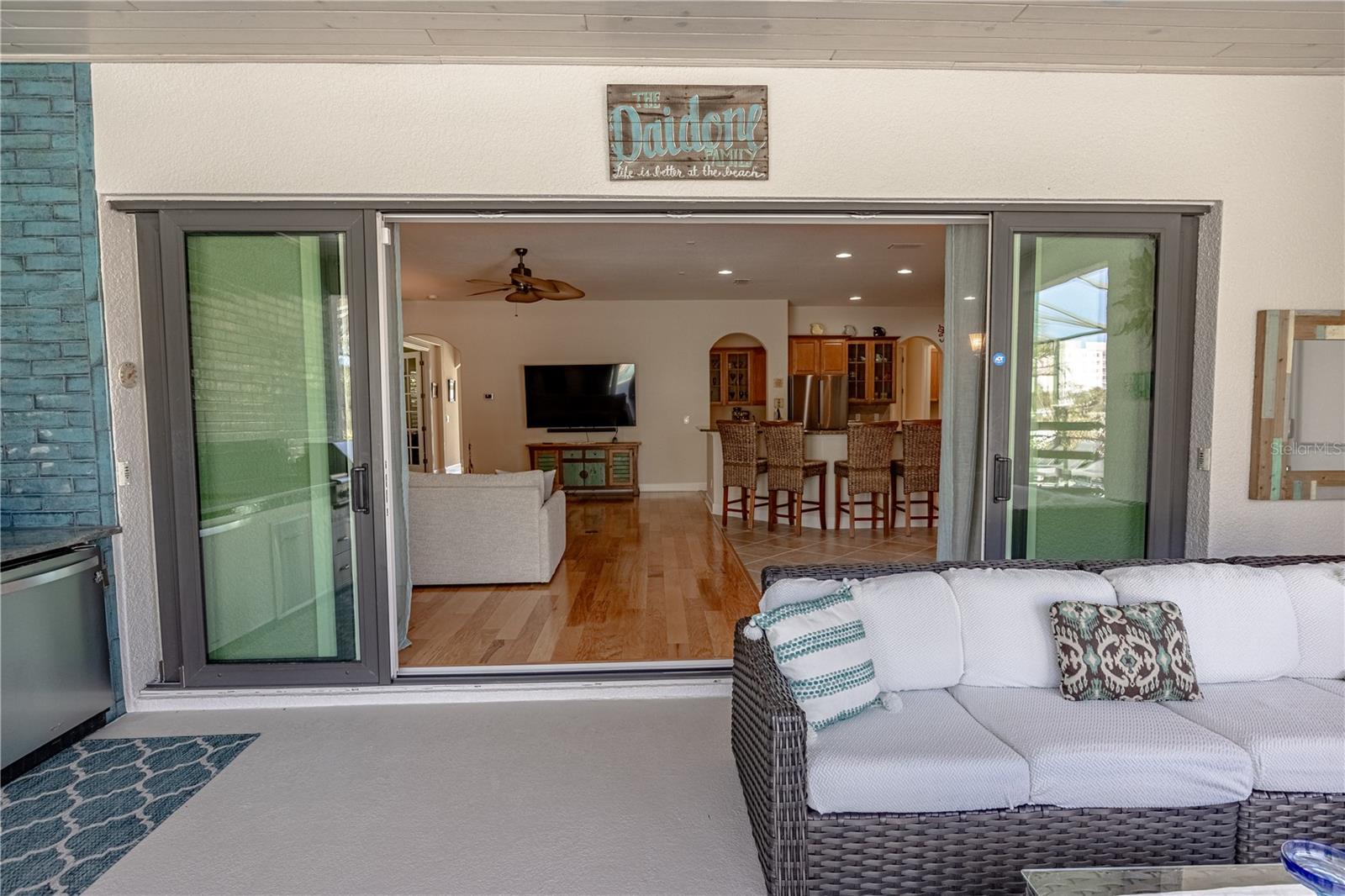 Image 49 of 69 For 1929 24th Street Circle W