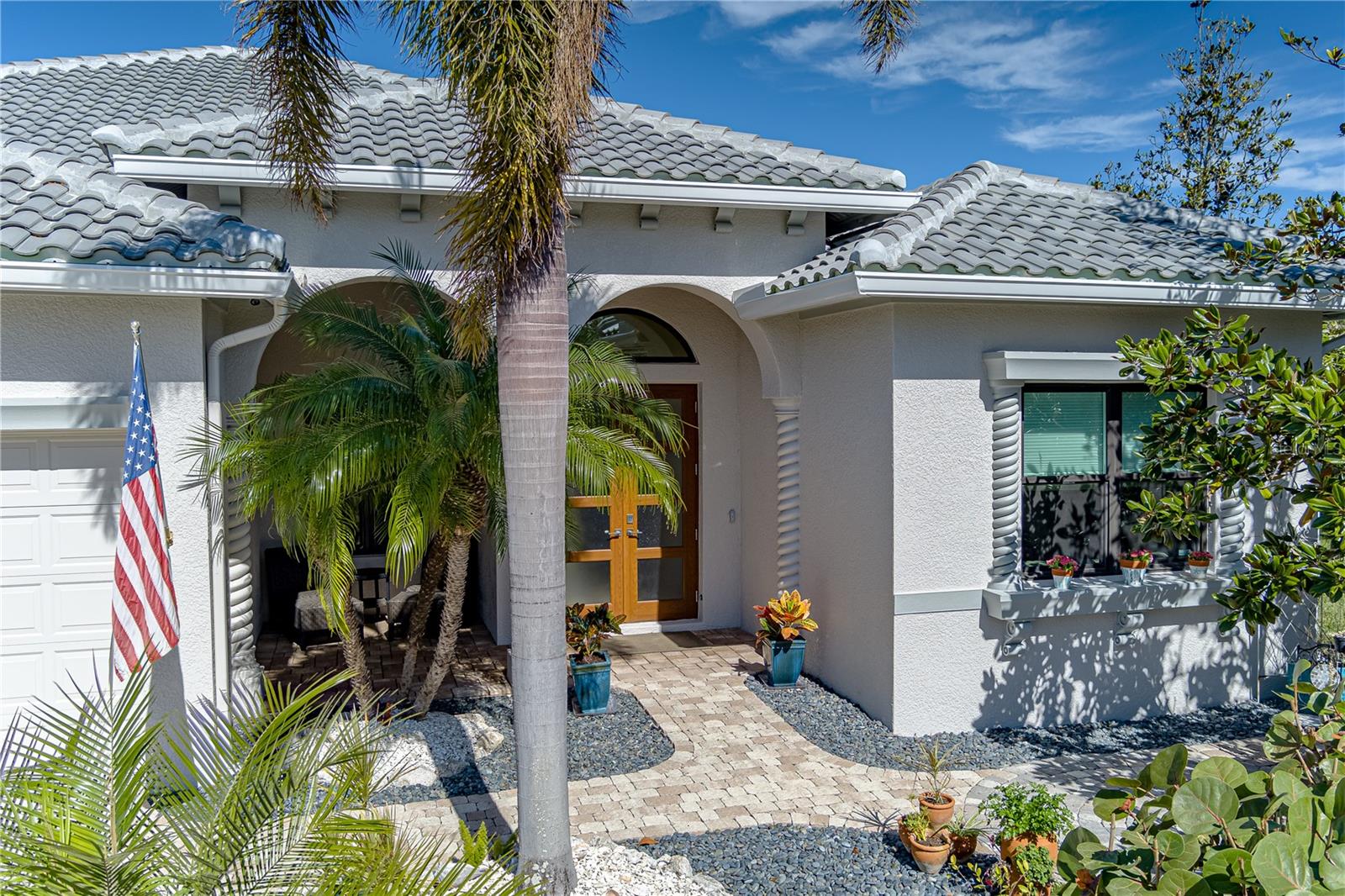 Image 5 of 69 For 1929 24th Street Circle W