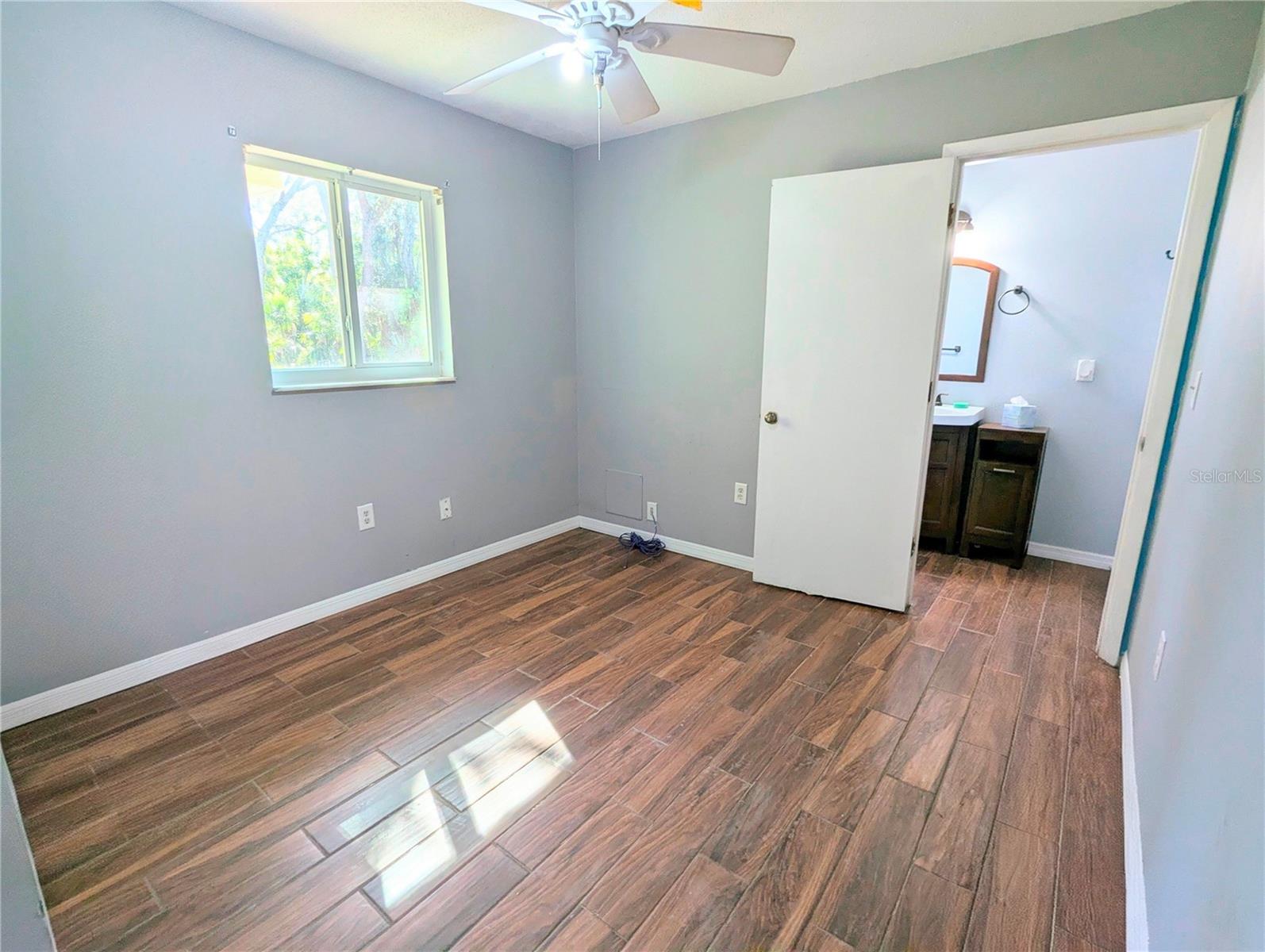 Image 23 of 39 For 1710 Robbins Road