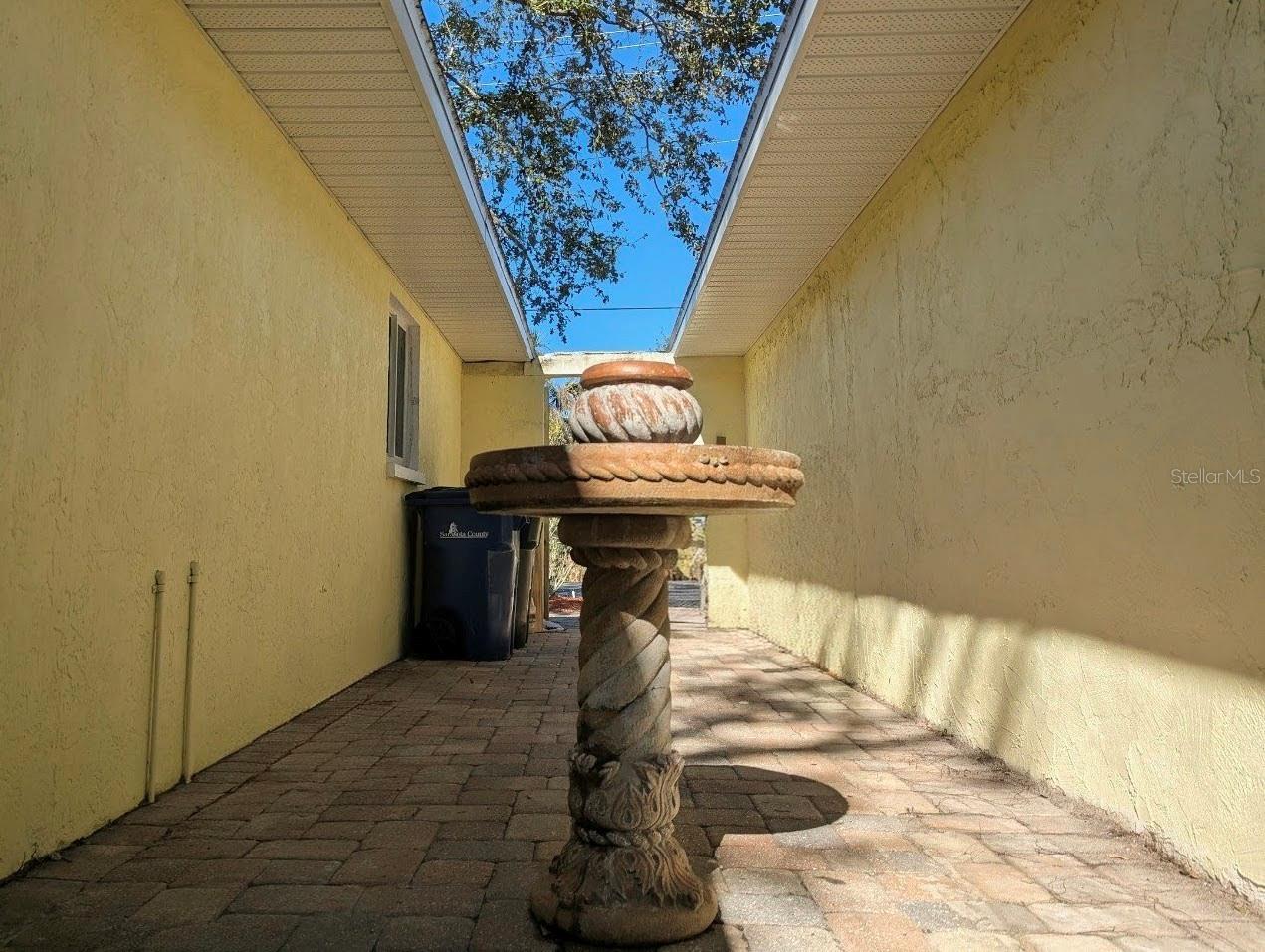 Image 33 of 39 For 1710 Robbins Road