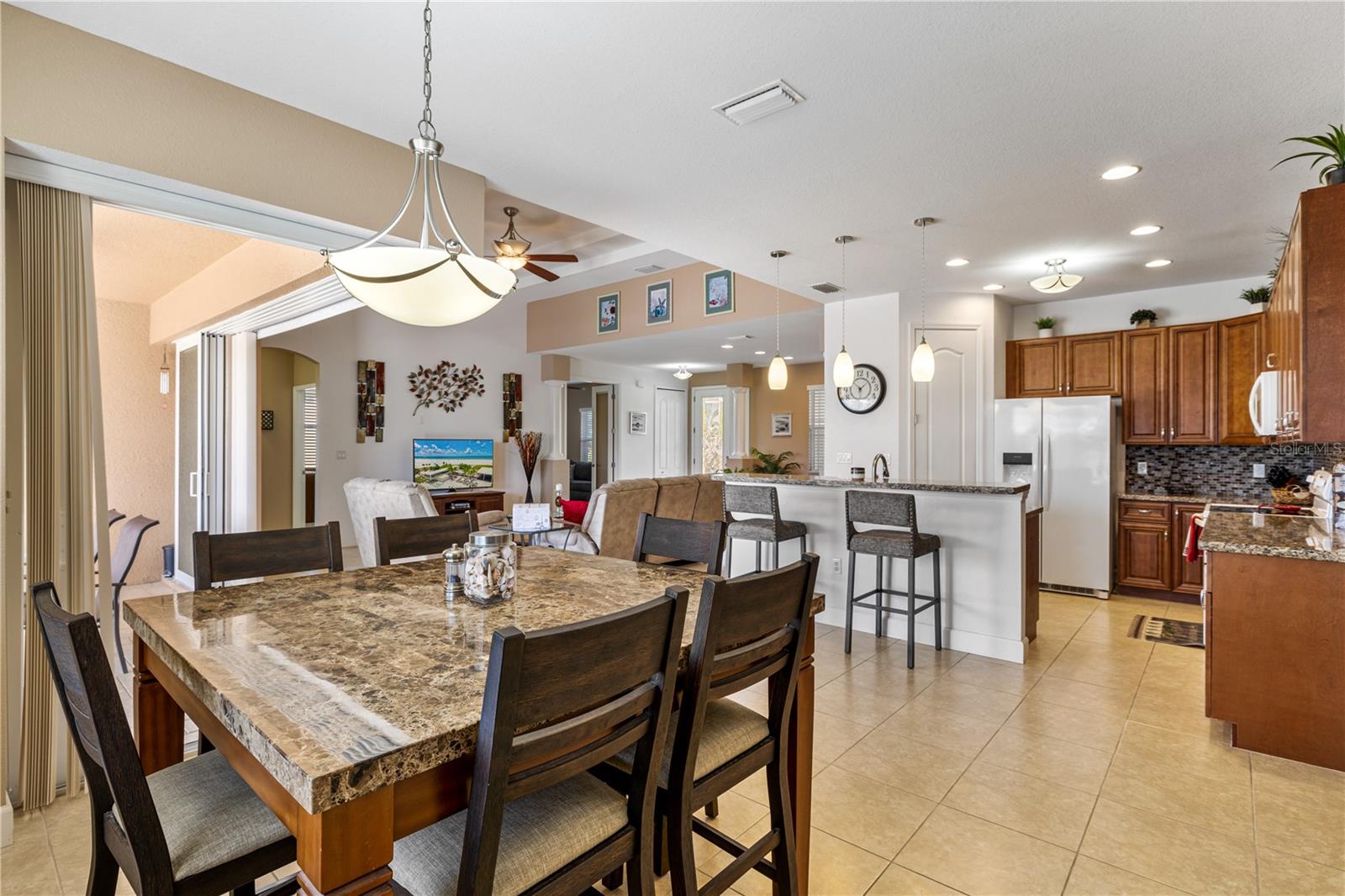 Image 19 of 93 For 15912 Melport Circle