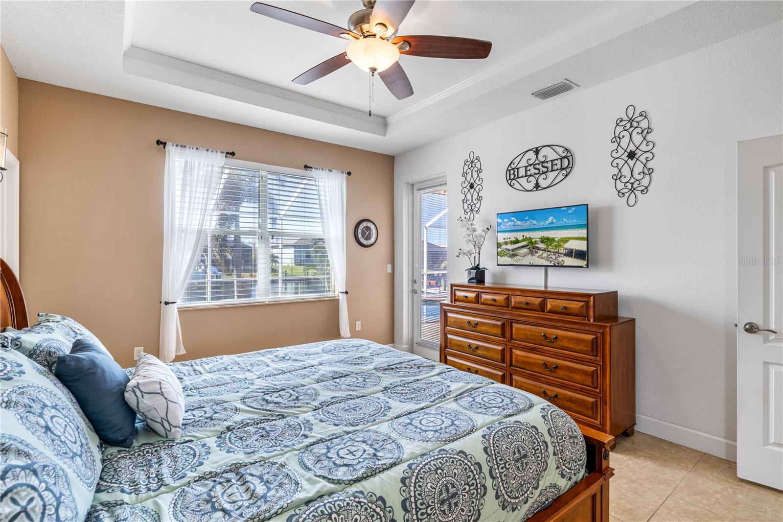 Image 22 of 93 For 15912 Melport Circle