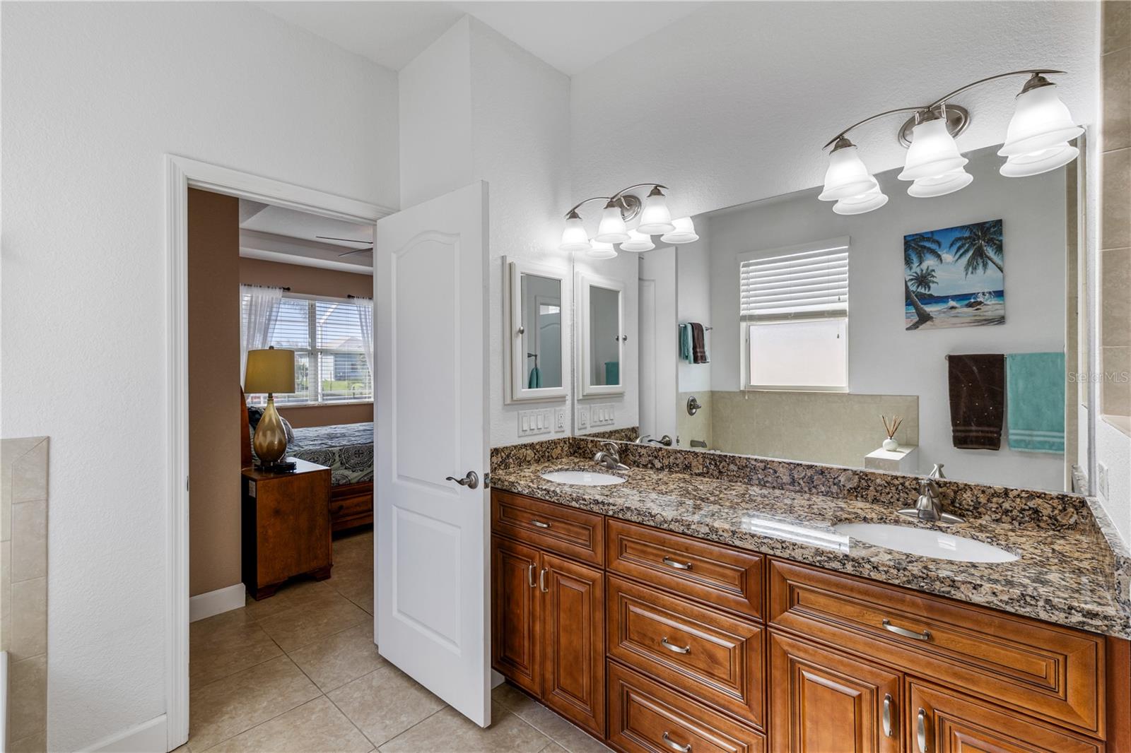 Image 25 of 93 For 15912 Melport Circle