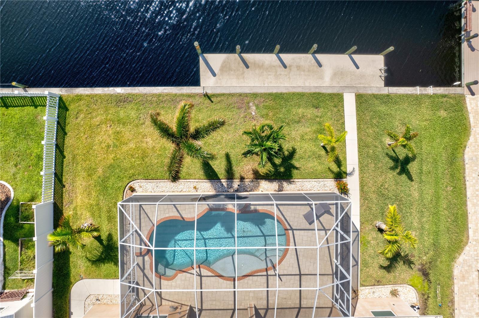 Image 46 of 93 For 15912 Melport Circle