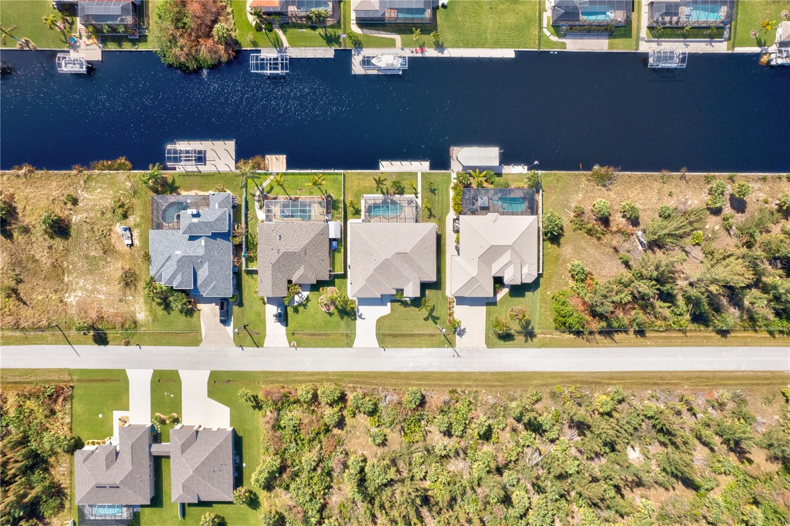 Image 53 of 93 For 15912 Melport Circle