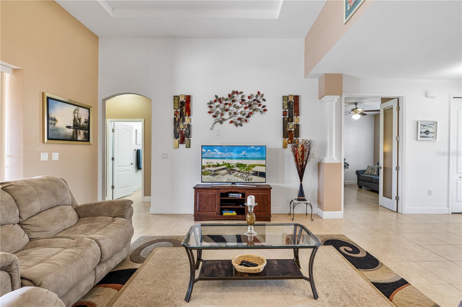 Image 9 of 93 For 15912 Melport Circle