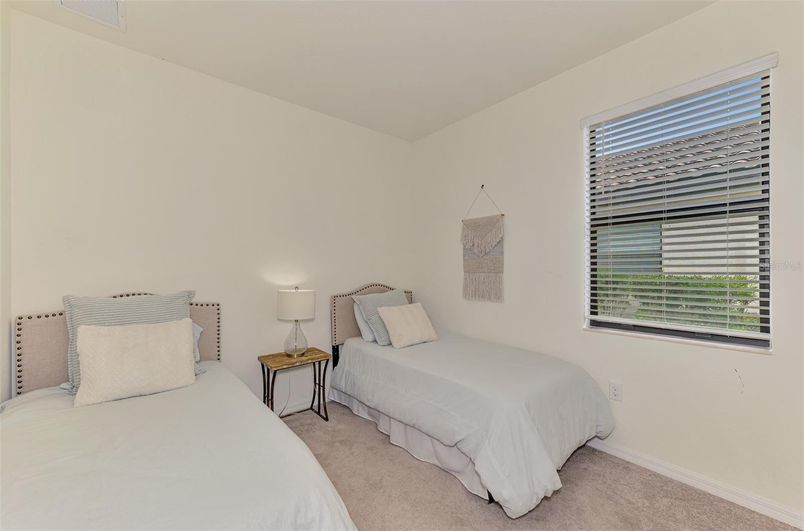 Image 42 of 73 For 12750 Cinqueterre Drive