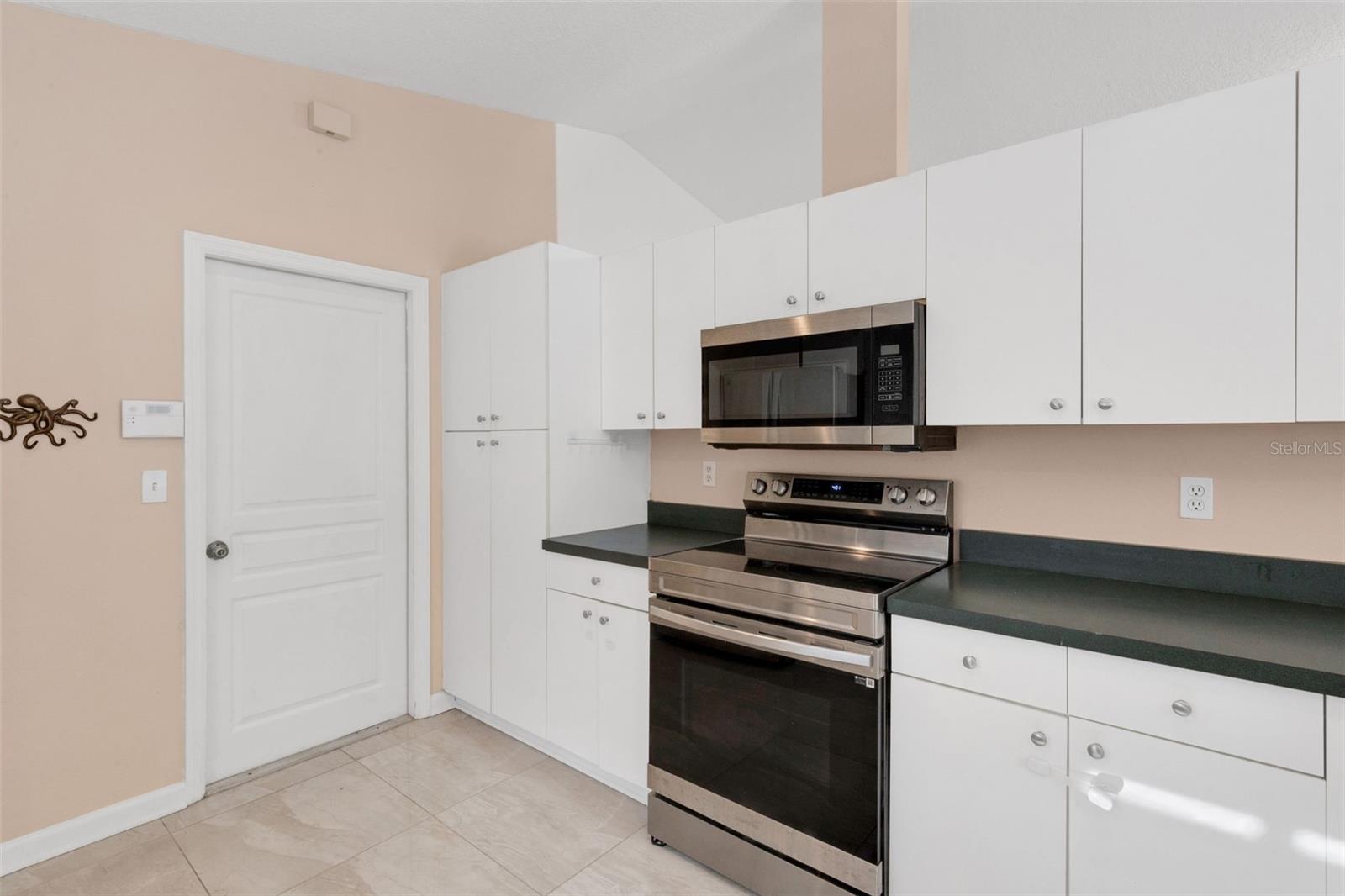 Image 18 of 50 For 4557 Worcester Road