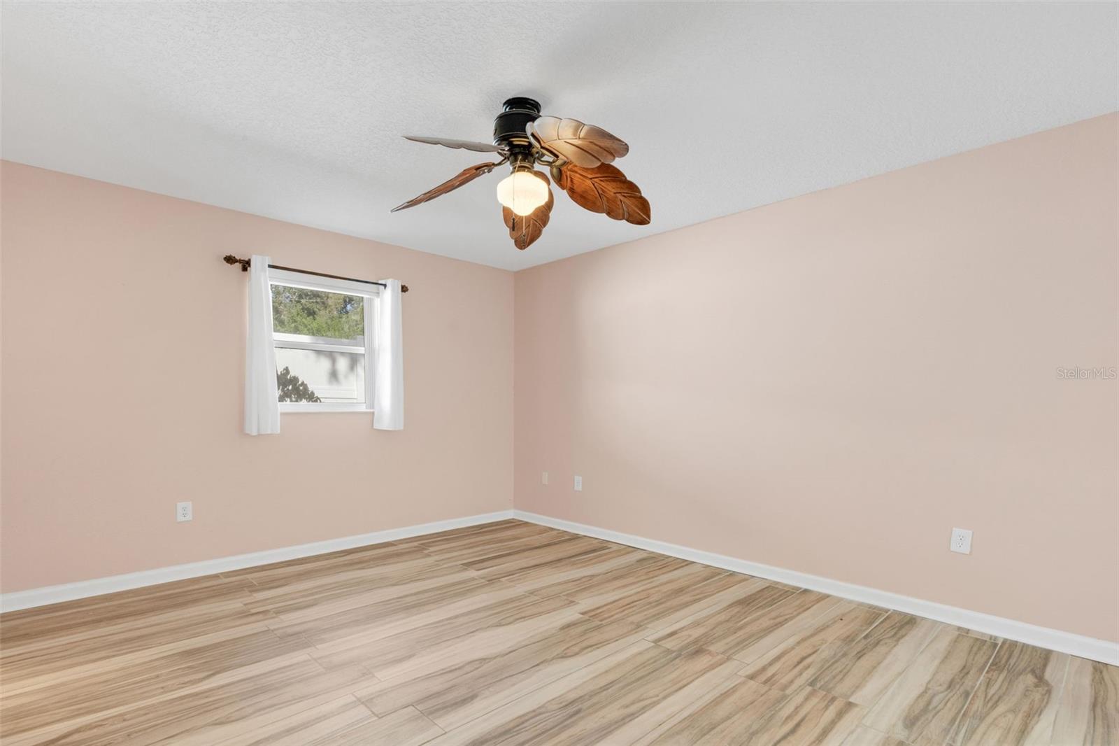 Image 21 of 50 For 4557 Worcester Road