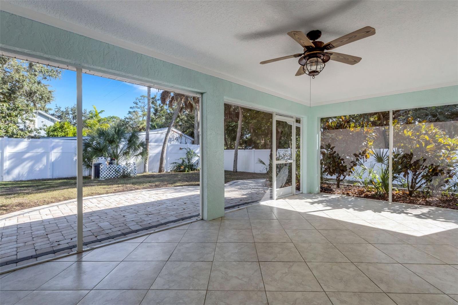 Image 38 of 50 For 4557 Worcester Road