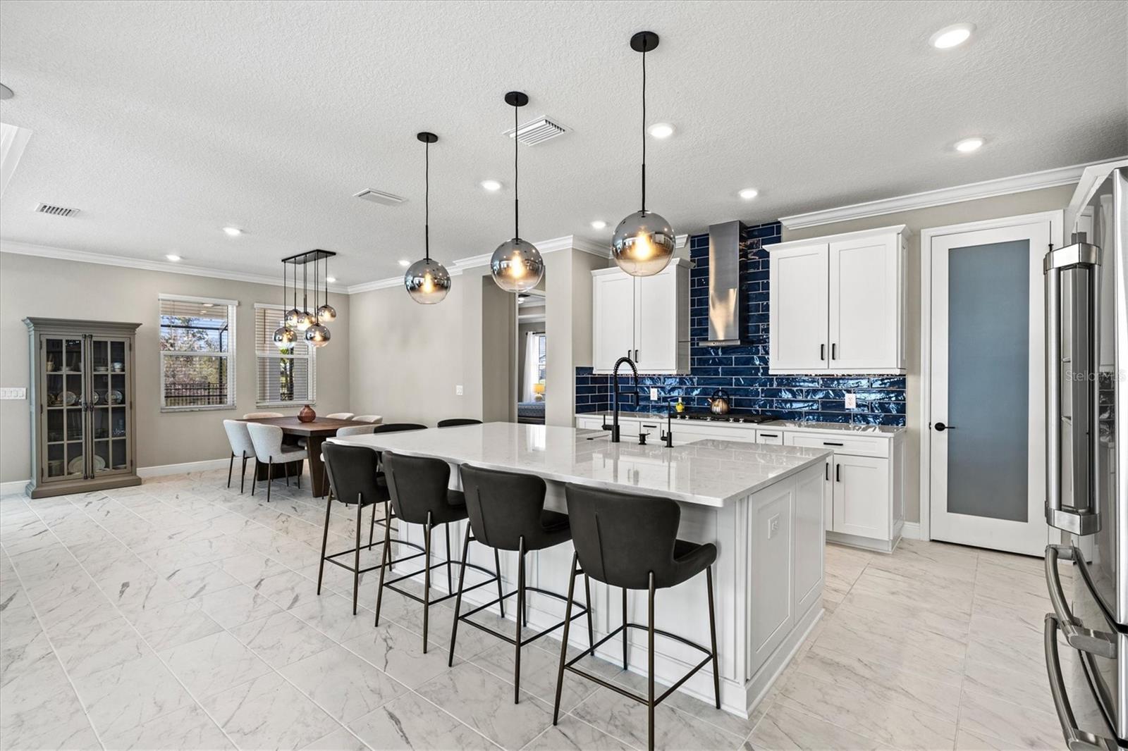 Image 2 of 86 For 4626 Sweet Retreat Run