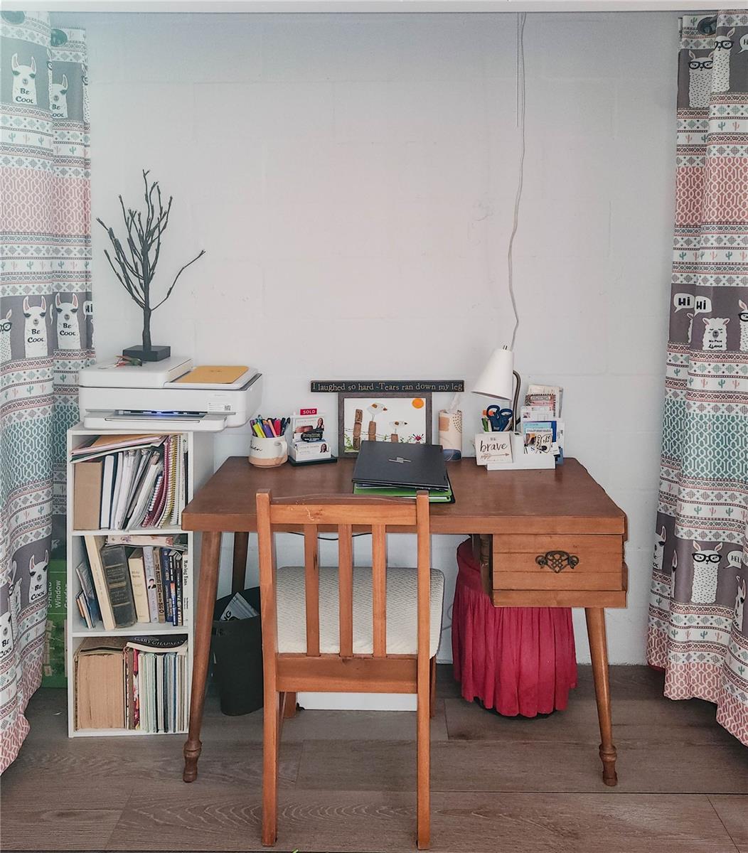 Image 4 of 15 For 5052 Marsh Field Road 9