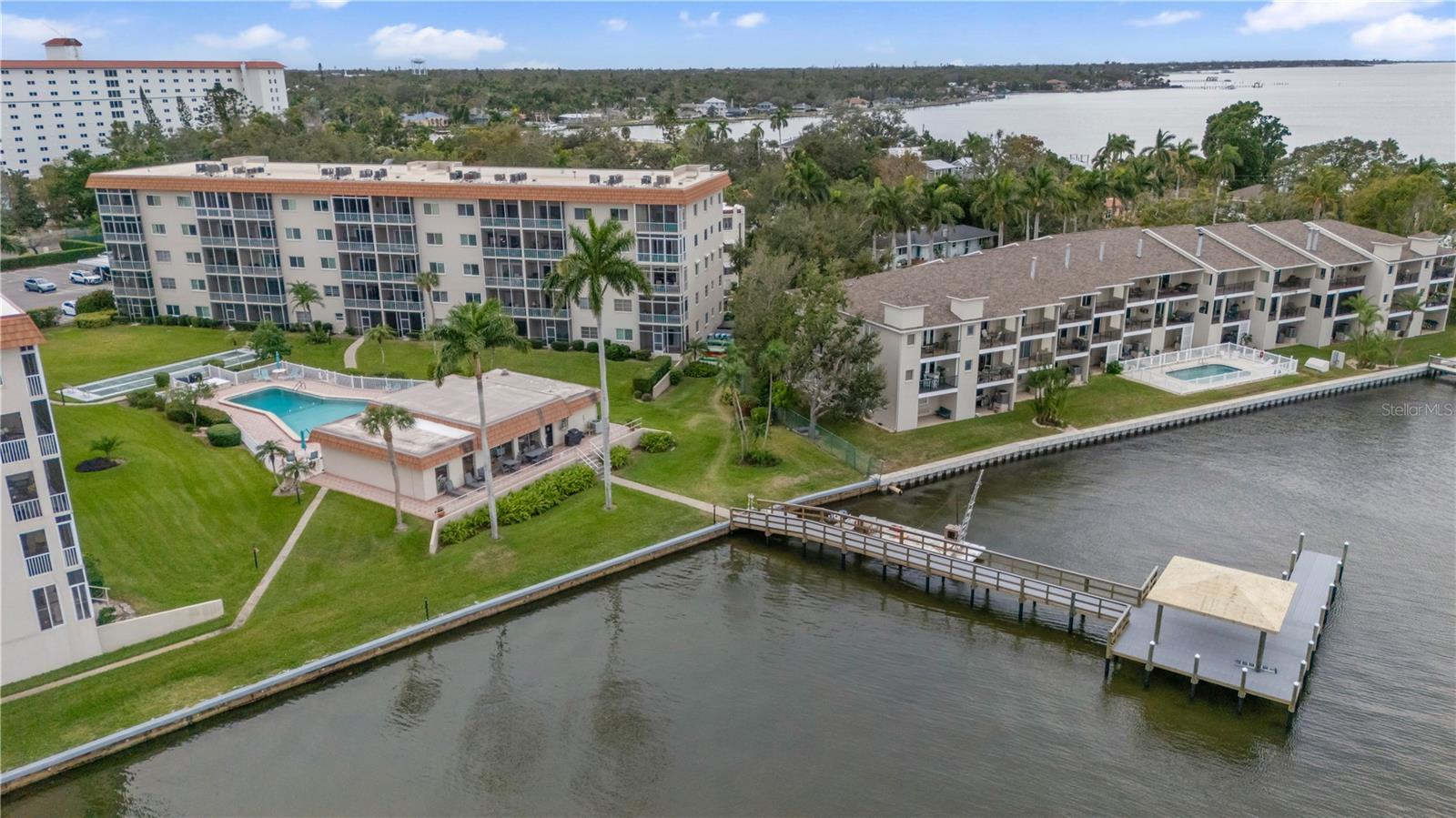 Image 26 of 31 For 1650 1st Avenue W 307b