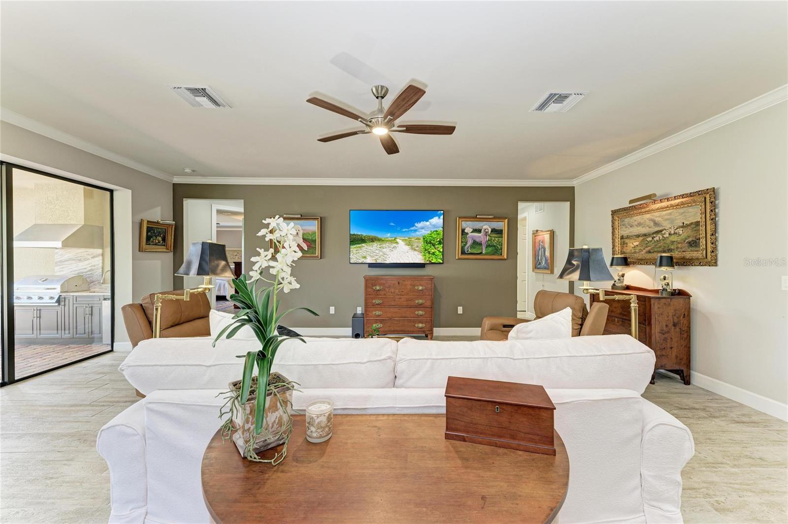 Image 11 of 61 For 6925 Chester Trail