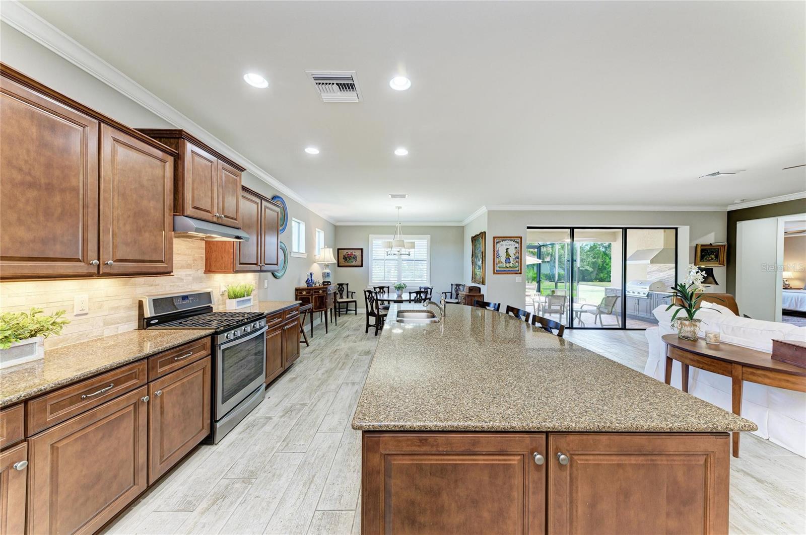 Image 21 of 61 For 6925 Chester Trail